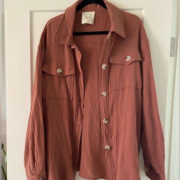 Linen Button-Down - Picture 3 of 5